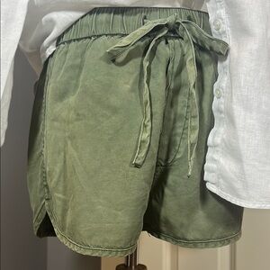 Pistola, size Small, Women's Green elastic Tie-Waist Shorts